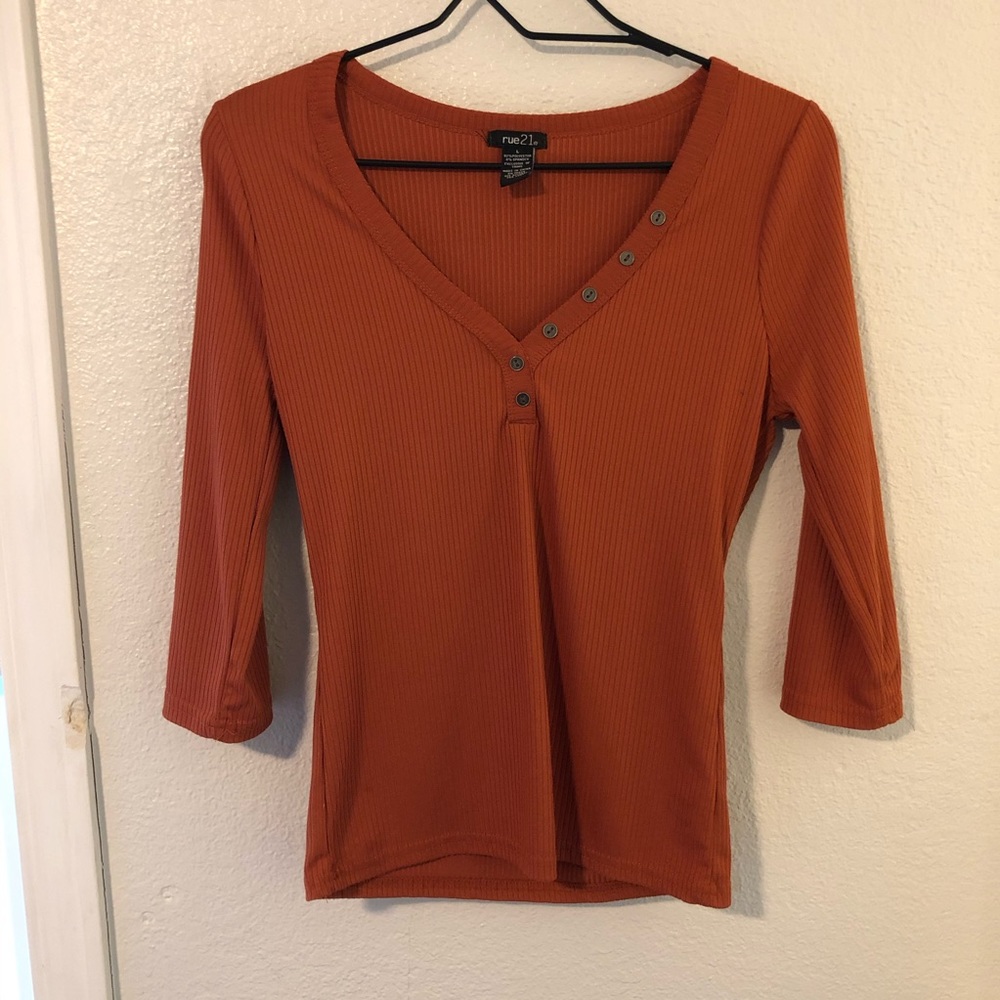 Rue21 top